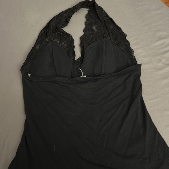 Backless top - Picture 2 of 2